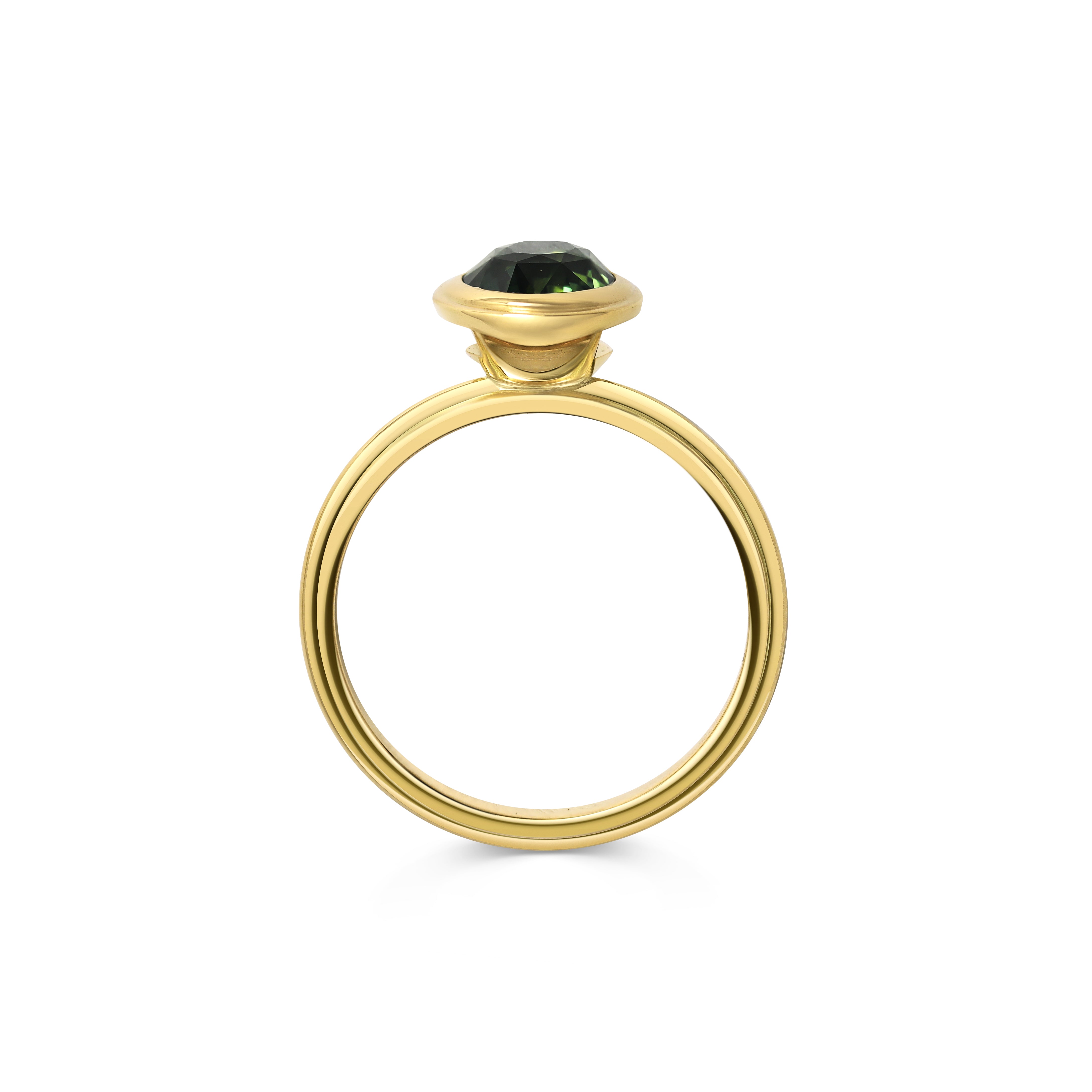 The Tacarigua Ring by East London jeweller Rachel Boston | Discover our collections of unique and timeless engagement rings, wedding rings, and modern fine jewellery.