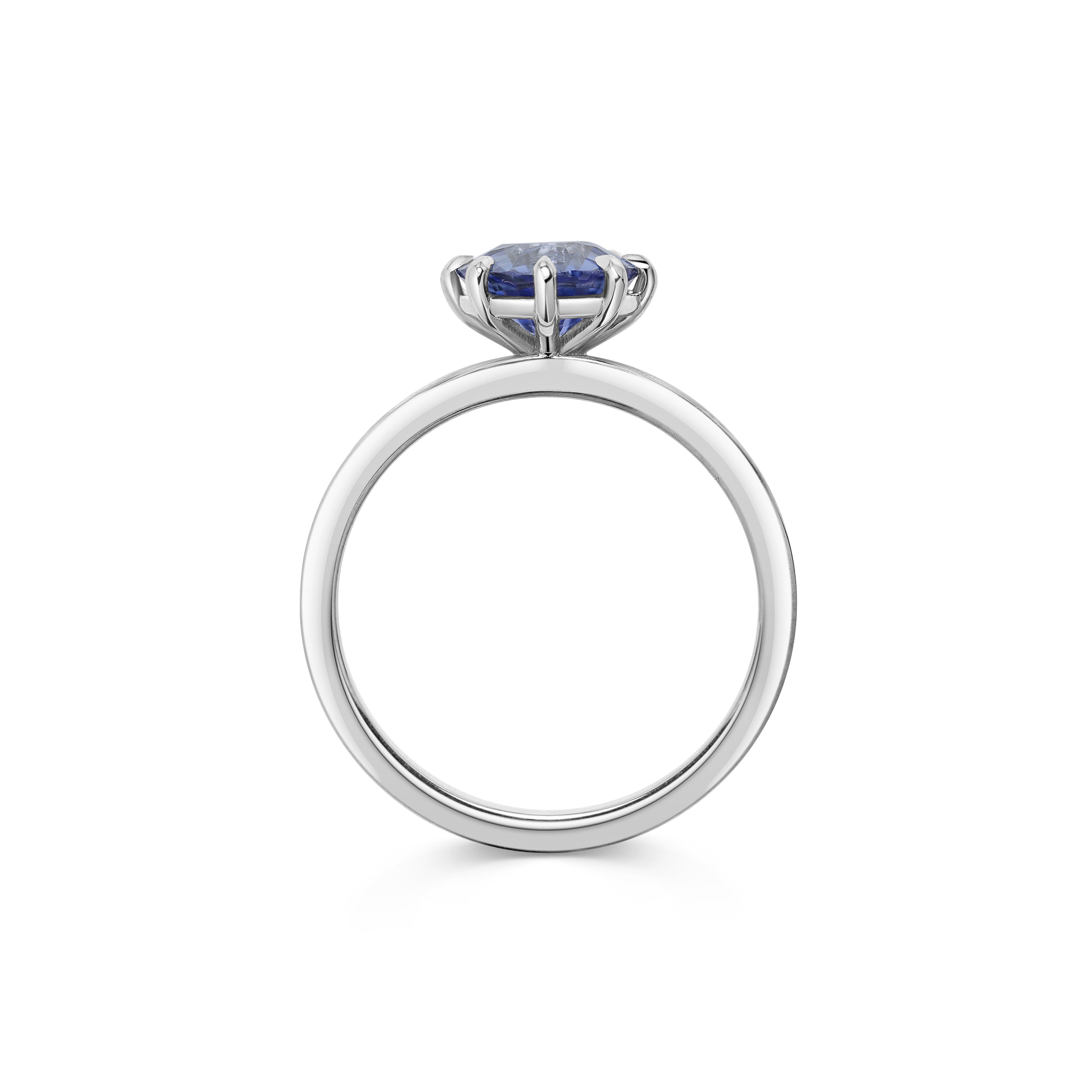 The Tota Ring by East London jeweller Rachel Boston | Discover our collections of unique and timeless engagement rings, wedding rings, and modern fine jewellery.