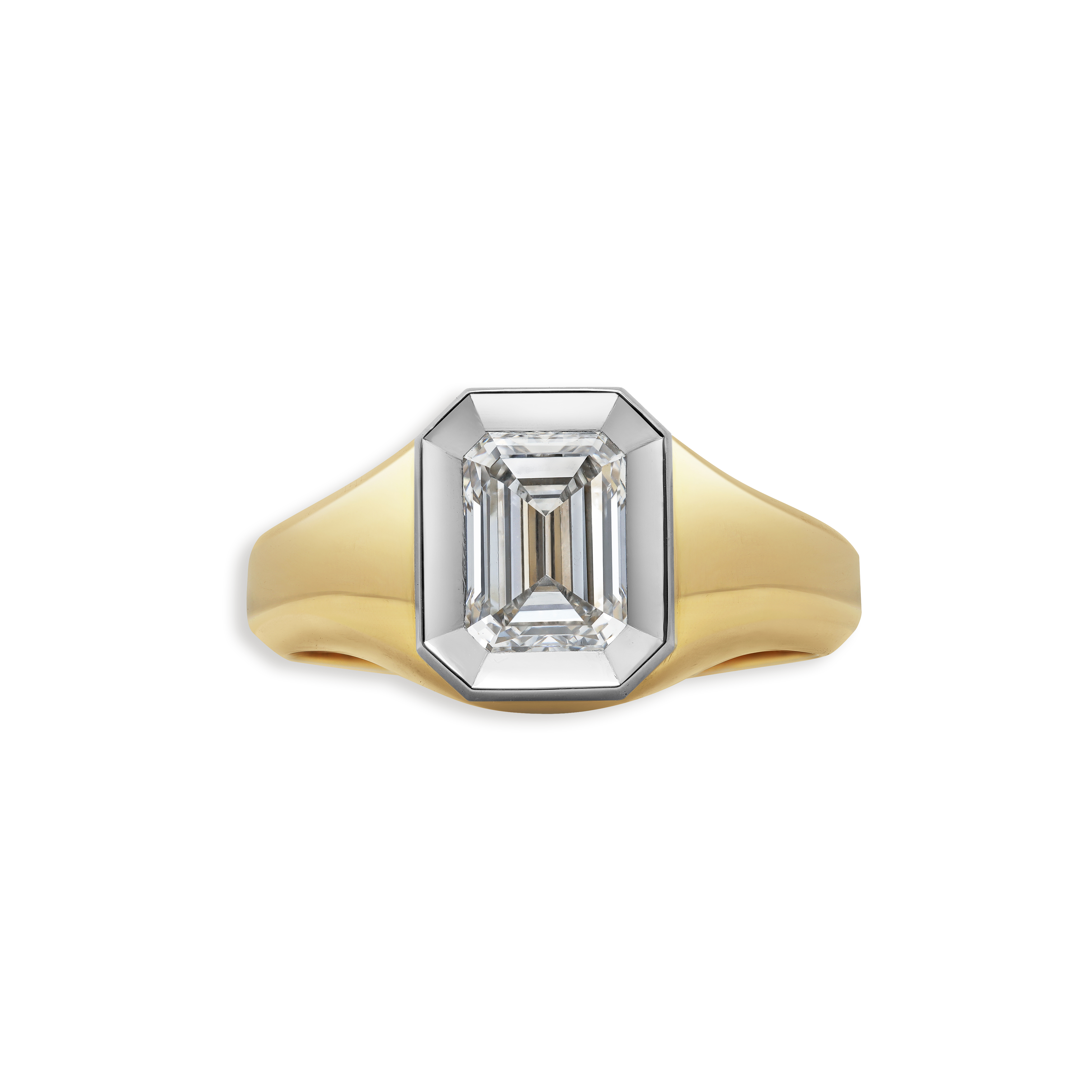 The Cato Ring by East London jeweller Rachel Boston | Discover our collections of unique and timeless engagement rings, wedding rings, and modern fine jewellery.