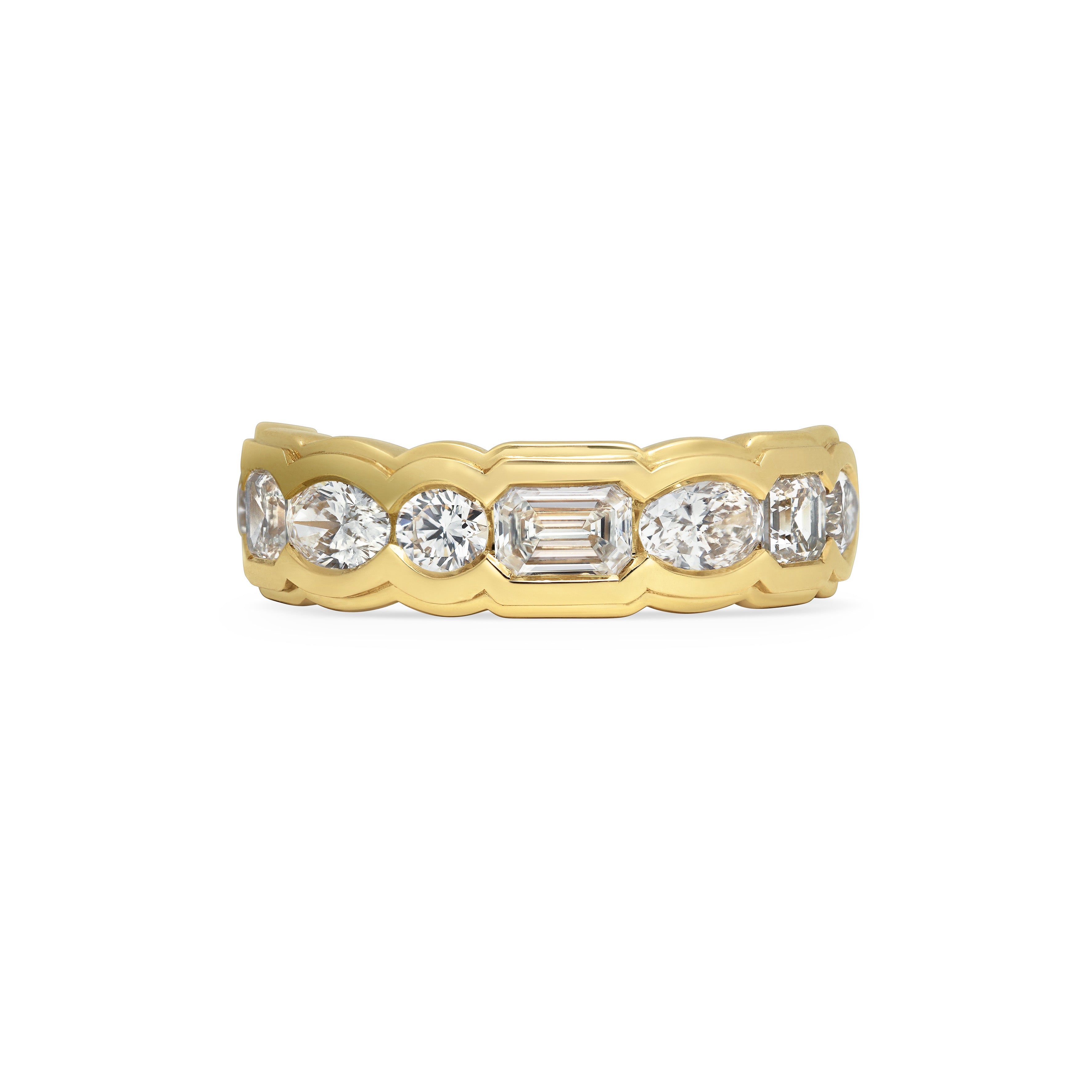 The RIPPLE MIXED RING by East London jeweller Rachel Boston | Discover our collections of unique and timeless engagement rings, wedding rings, and modern fine jewellery.