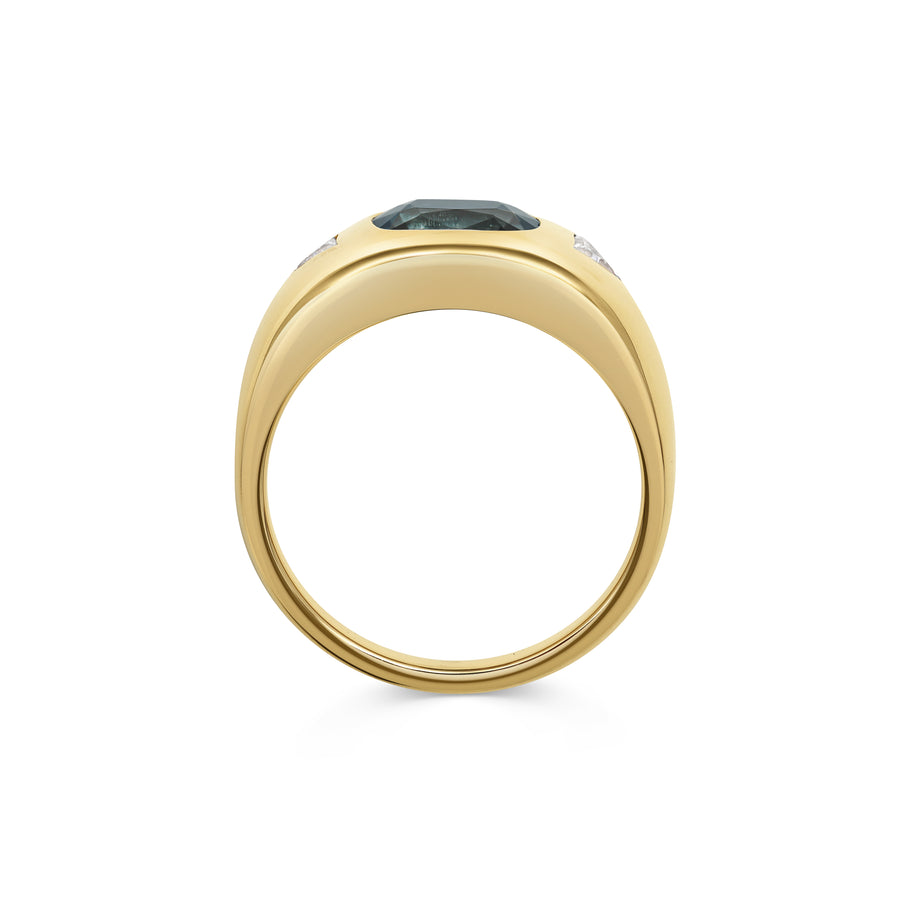 The Casma Ring by East London jeweller Rachel Boston | Discover our collections of unique and timeless engagement rings, wedding rings, and modern fine jewellery. - Rachel Boston Jewellery