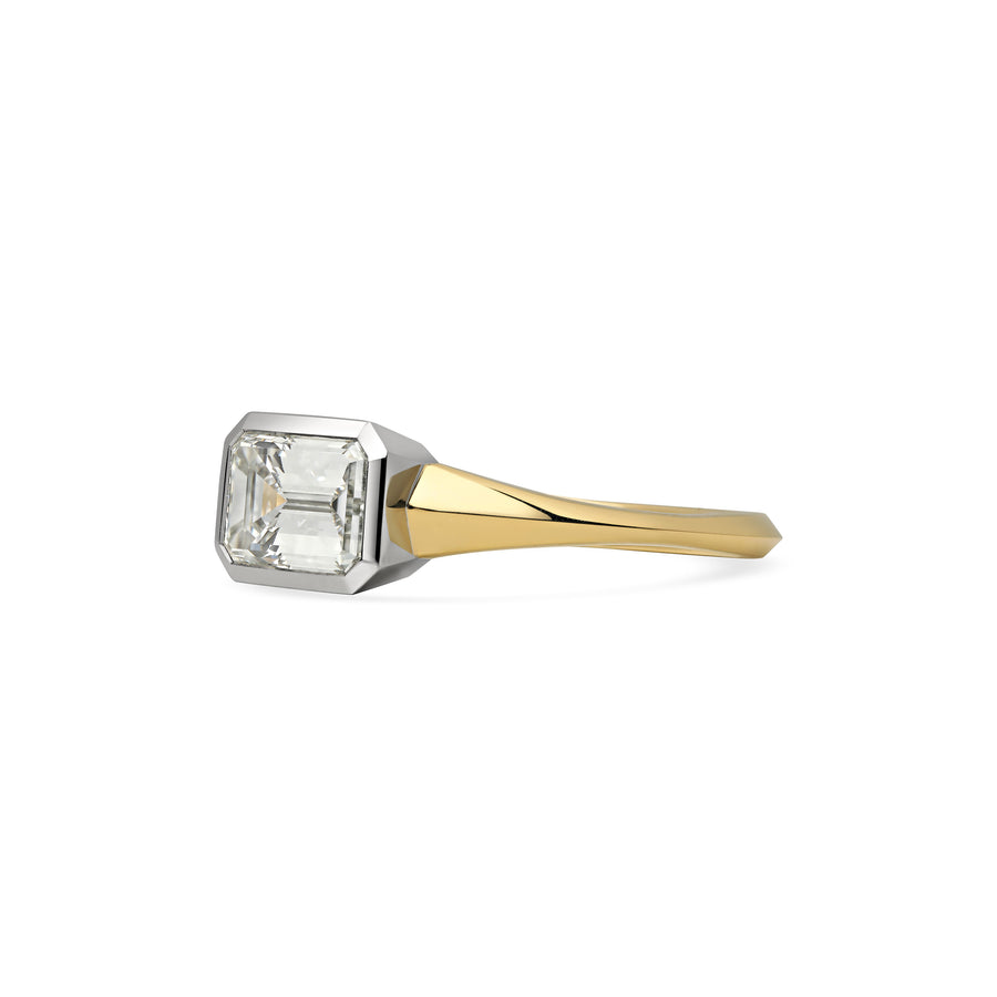 The WILK RING by East London jeweller Rachel Boston | Discover our collections of unique and timeless engagement rings, wedding rings, and modern fine jewellery. - Rachel Boston Jewellery