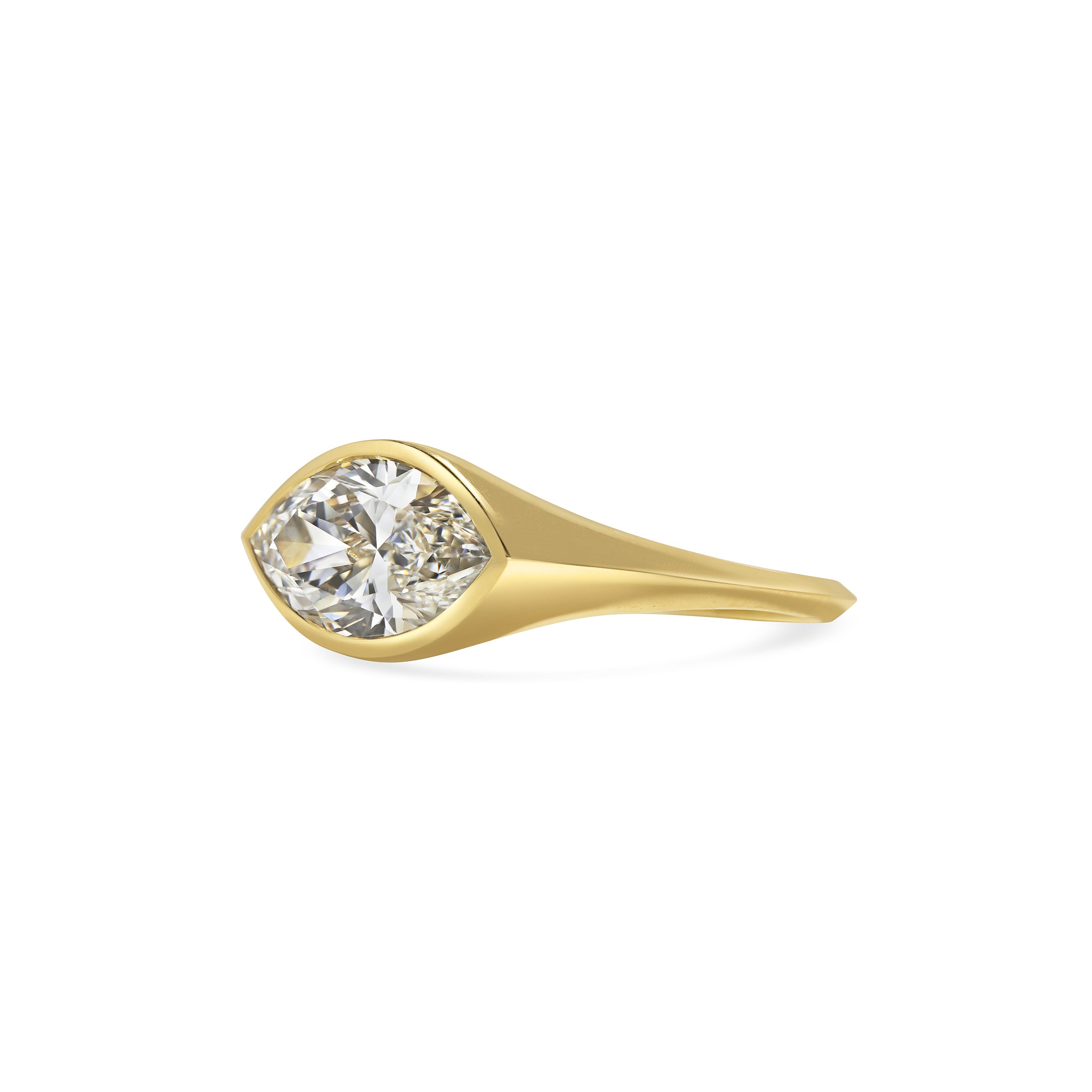 The Axis Ring by East London jeweller Rachel Boston | Discover our collections of unique and timeless engagement rings, wedding rings, and modern fine jewellery.