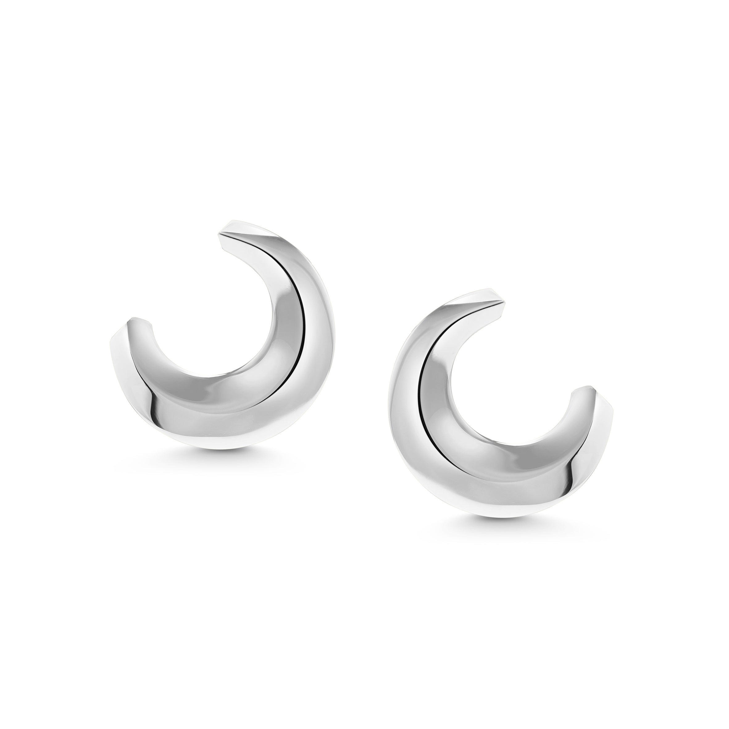 The Contour Earrings by East London jeweller Rachel Boston | Discover our collections of unique and timeless engagement rings, wedding rings, and modern fine jewellery.