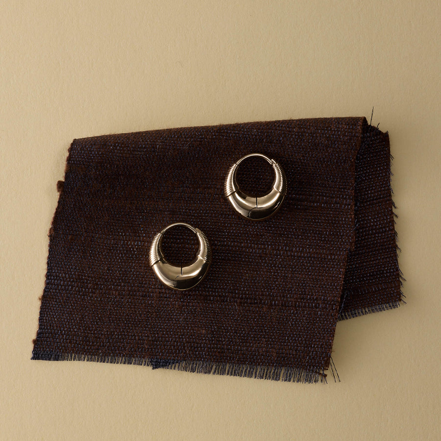 The TETHER Earrings by East London jeweller Rachel Boston | Discover our collections of unique and timeless engagement rings, wedding rings, and modern fine jewellery. - Rachel Boston Jewellery