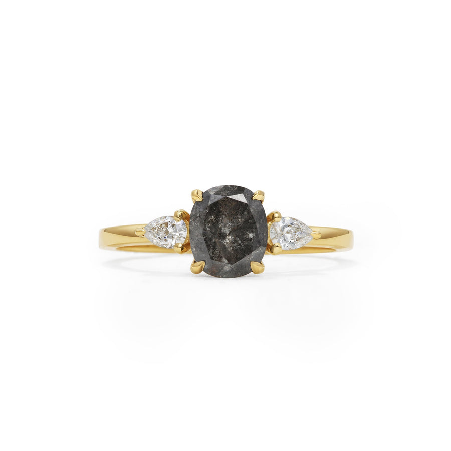 The X - Agata Ring by East London jeweller Rachel Boston | Discover our collections of unique and timeless engagement rings, wedding rings, and modern fine jewellery. - Rachel Boston Jewellery