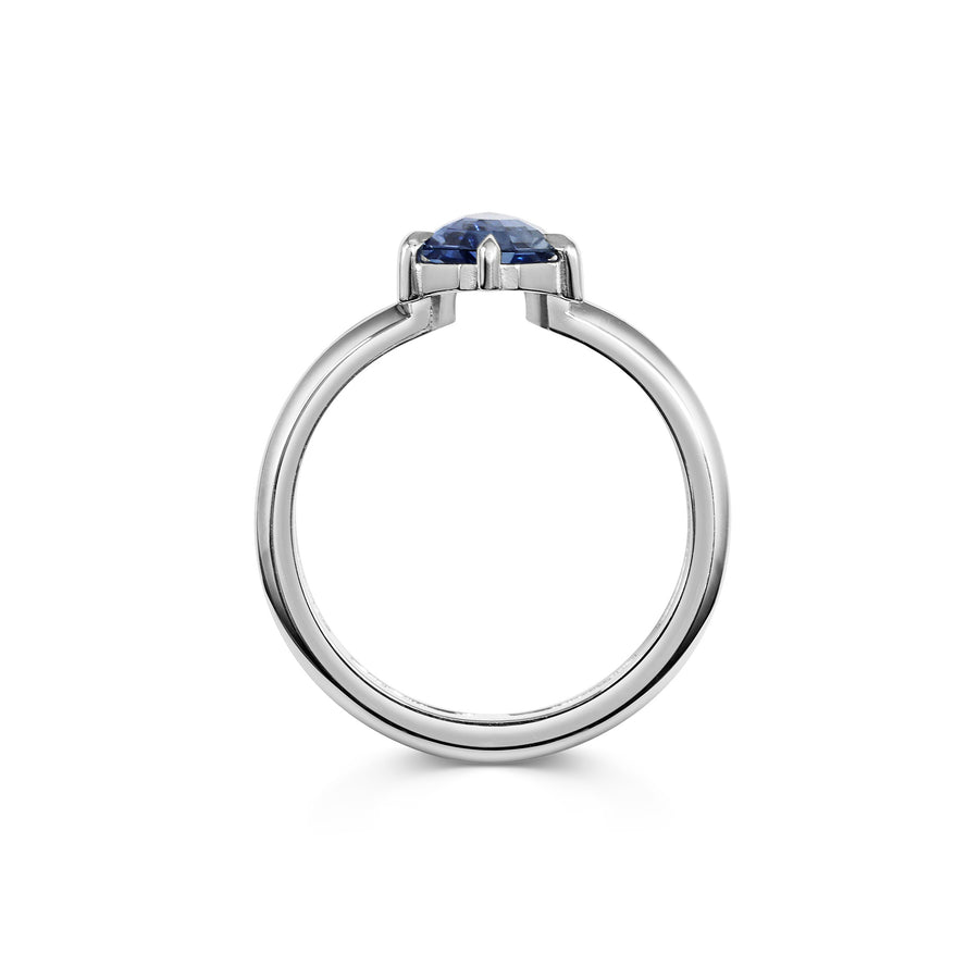 The X - Atabapo Ring by East London jeweller Rachel Boston | Discover our collections of unique and timeless engagement rings, wedding rings, and modern fine jewellery. - Rachel Boston Jewellery
