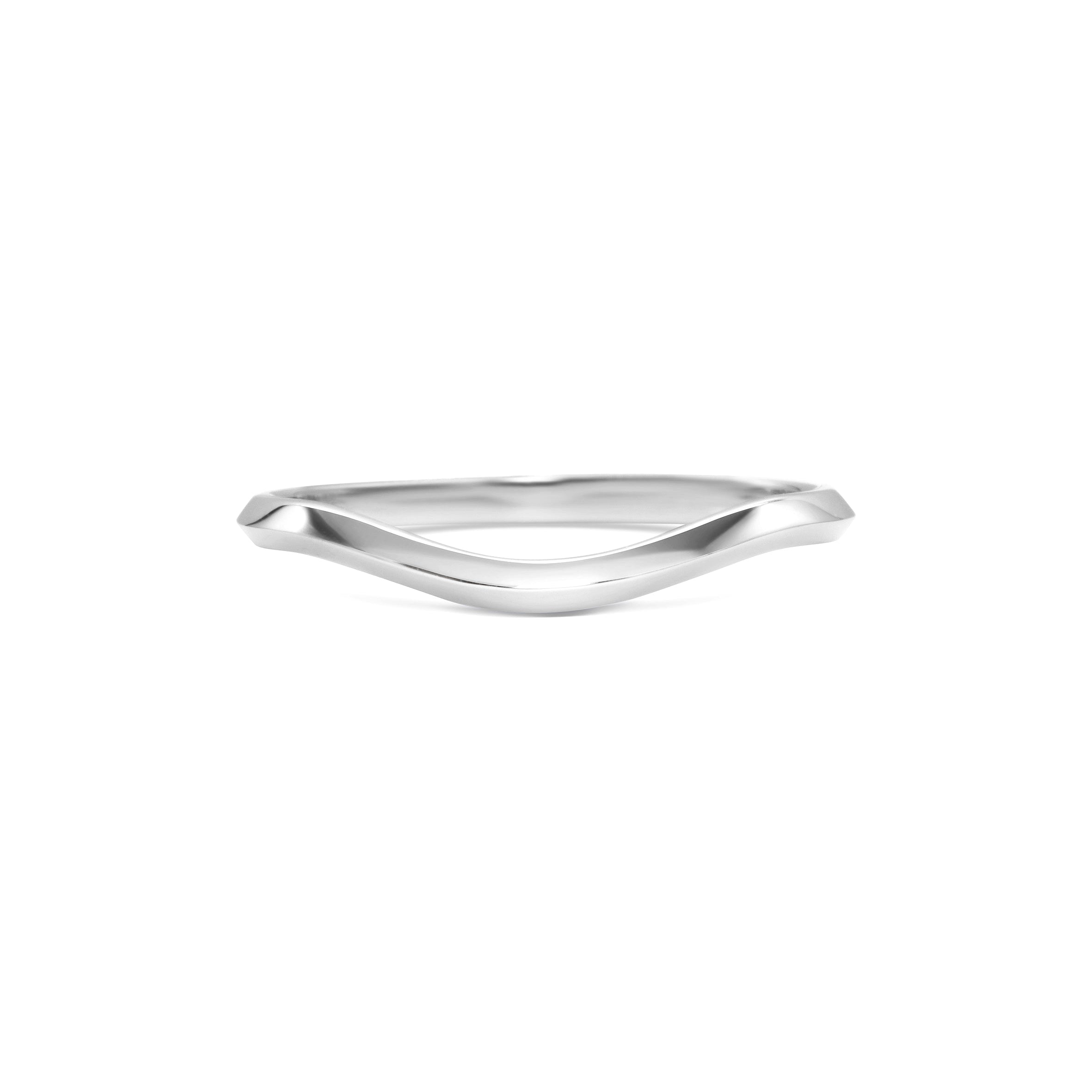 The Knife Edge Curve Band by East London jeweller Rachel Boston | Discover our collections of unique and timeless engagement rings, wedding rings, and modern fine jewellery.
