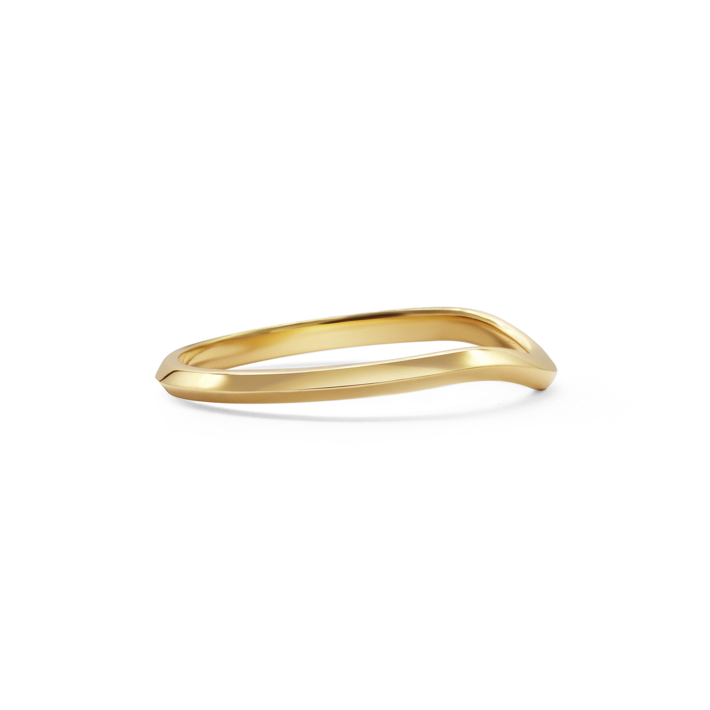 The Knife Edge Curve Band by East London jeweller Rachel Boston | Discover our collections of unique and timeless engagement rings, wedding rings, and modern fine jewellery.