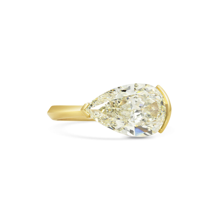 The X - Voluptas Ring by East London jeweller Rachel Boston | Discover our collections of unique and timeless engagement rings, wedding rings, and modern fine jewellery. - Rachel Boston Jewellery